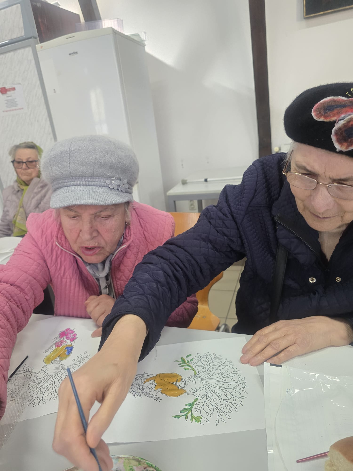 Picturi inspirate de tema „Luna pentru Viață”