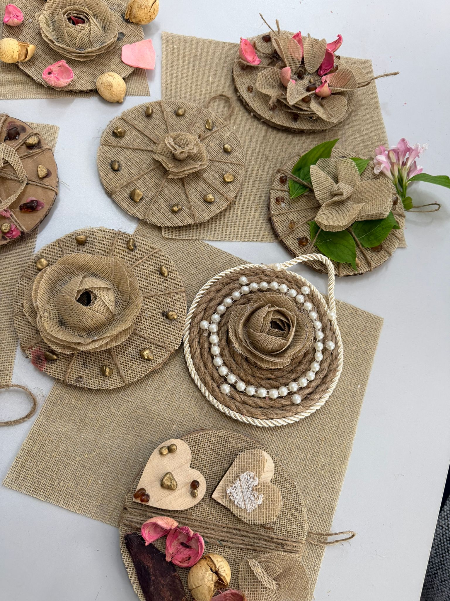 Creativitate din suflet – Atelier handmade al beneficiarilor Centrului de Zi pentru Persoane Adulte cu Dizabilități „Sf. Sava”